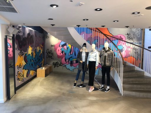 Levis Store